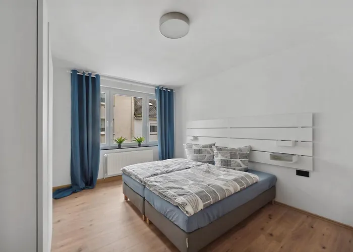 Modernes 4 Mit Brandneuer Einrichtung Appartement Wuppertal